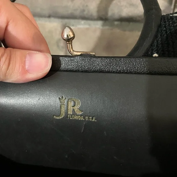 Floral Vintage Embroidered JR Women's Bag with Black Handle - Picture 6 of 7